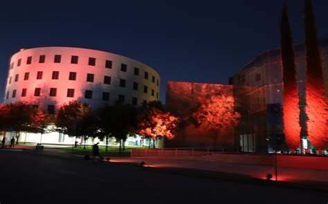 Tec De Monterrey Campus Laguna Se Ilumina De Naranja Grupo Milenio