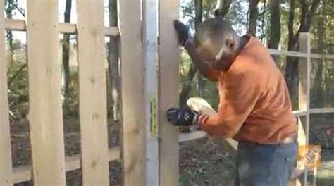 Building A Shadowbox Fence Fencing How To Videos And Tips At The