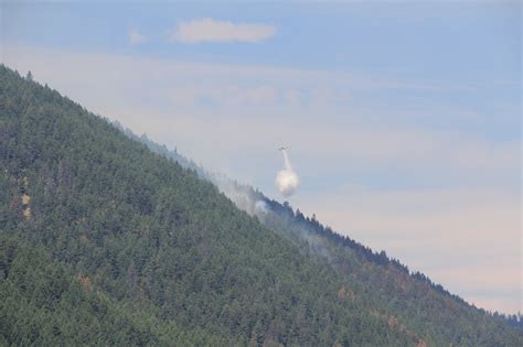 Crews Continue To Fight Heffley Louis Creek Road Fire Sun Peaks