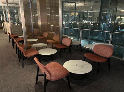 Review British Airways Galleries First Lounge London Heathrow Lhr