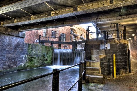 Under The Bridge View On Black Alan Stenson Flickr