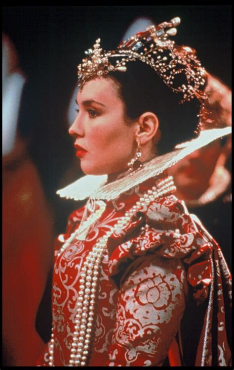 Photo Isabelle Adjani Dans La Reine Margot Purepeople