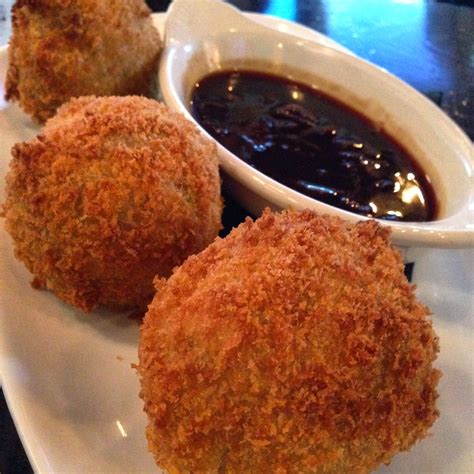 Irish 31 Tampa, South Tampa's Neighborhood Pub | I Run For Wine