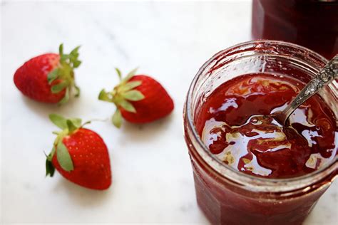 Old Fashioned Strawberry Jam Recipe | My Poppet Living