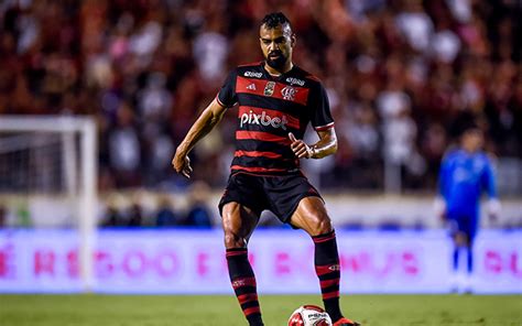 Fabrício Bruno Sofre Trauma Na Face E Flamengo Atualiza Situação Do