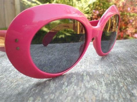 Vintage Hot Pink Sunglasses 1960s Very Mod Sale Etsy Sunglasses Vintage Pink Sunglasses