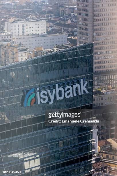 Glass Roof Architecture Photos And Premium High Res Pictures Getty Images