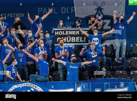 Zug Fans Celebrate The 1 0 During The National League Playoff Final Ice