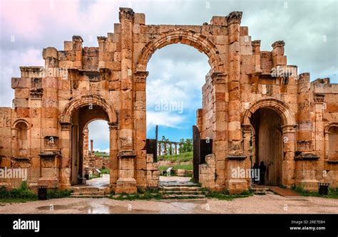 Hadrians Arch In Jerash Jordan Built In 129AD This Gate Marks The