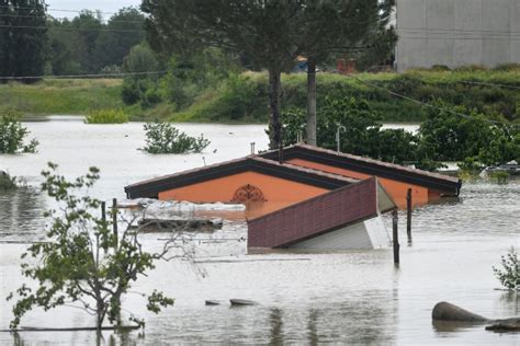 Inundações na Itália deixam nove mortos e cancelam GP da Fórmula 1