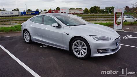 Essai Tesla Model S 75d Traverser La France En Silence