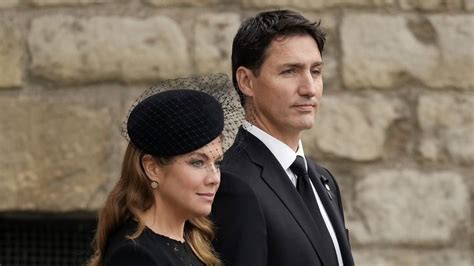 Red Flags In Justin And Sophie Trudeau's Relationship That Hinted They ...