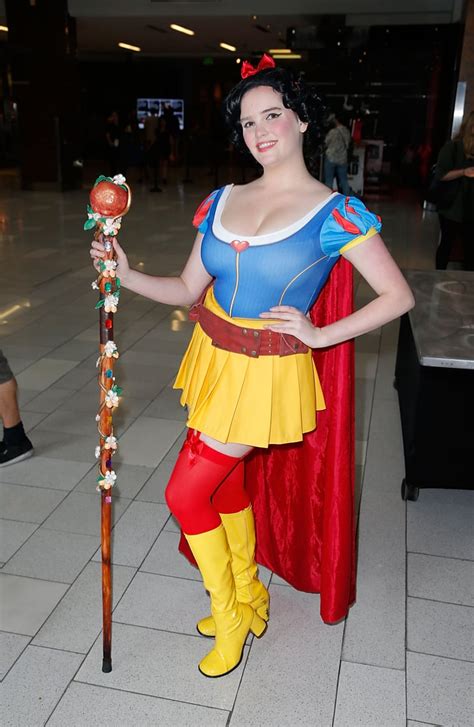 Super Snow White Disney Costumes At Comic Con Popsugar Love And Sex Photo 14