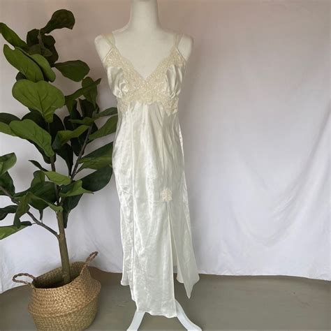 Vintage Victorias Secret Satin Lace Night Gown Gem