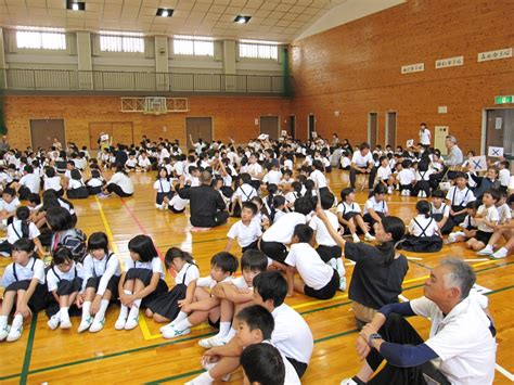 思誠っ子集会 新見市立思誠小学校