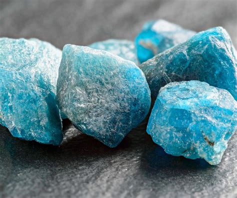 Apatite from Crystals to Phosphate Rock | Rock & Gem Magazine