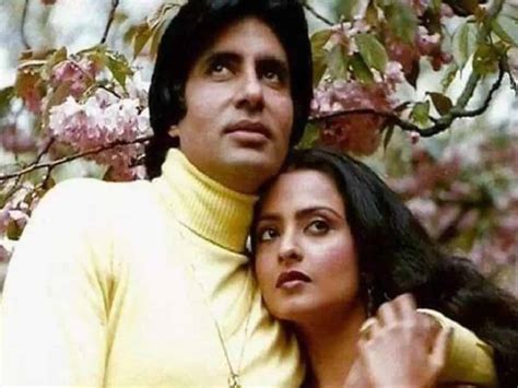 Amitabh Bachchan shares old picture with Rekha