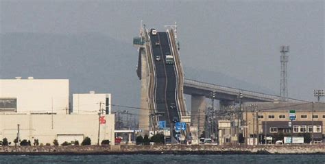 This Crazy Bridge In Japan Looks More Like A Terrifying Roller Coaster ...