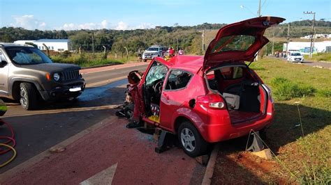 Seis pessoas se envolvem em grave acidente no Oeste Éder Luiz Notícias