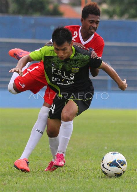 Persema Kalah Dari Psls Antara Foto