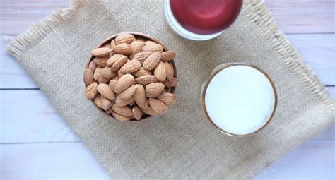 Cuáles son las mejores leches de almendra y avena Esto dice la