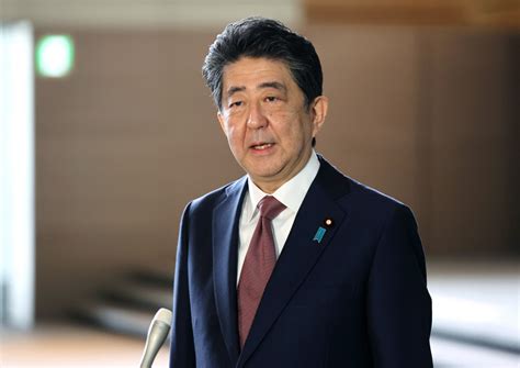 “央行是政府的子公司” 日本前首相安倍晋三公开发言引争议凤凰网