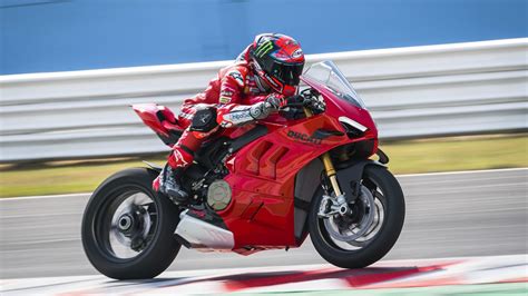 Ducati Panigale V Arriva Il Model Year Che Ne Aggiorna L Elettronica