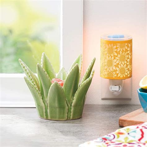 New Spring Summer Catalog New Warmers Diffusers Fans Scents