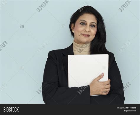 Imagen Y Foto Indian Asian Woman Prueba Gratis Bigstock