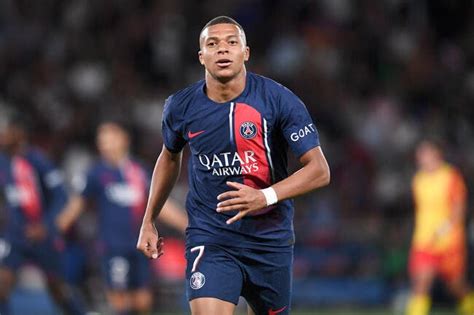 Foot PSG PSG Mbappé a 1 de chances de signer au Real Madrid Foot 01