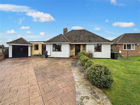 Bed Detached Bungalow For Sale In St Peters Close Stowmarket Ip