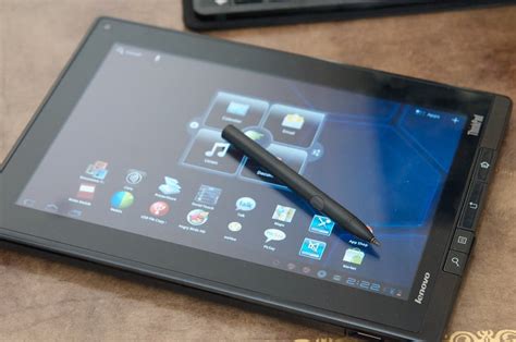 ThinkPad Tablet Hands On Video: Android, Handwriting Recognition & Keyboard