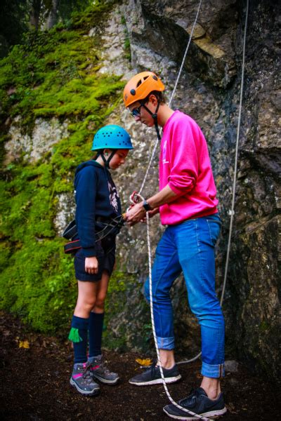 Beginners Abseiling | Kandersteg International Scout Centre