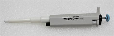 Oxford Lab Products BenchMate Autoclavable Single Channel Pipette 100