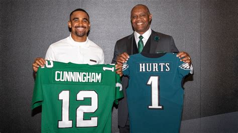 Randall Cunningham And Jalen Hurts Meet For Iconic Eagles Q A Event