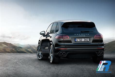 Porsche Amplia La Serie Platinum Edition Con Due Modelli Cayenne S