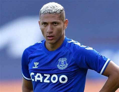 A Gazeta Richarlison Suspenso Da Estreia Do Tottenham No Campeonato