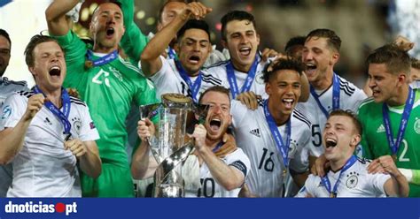 Alemanha Bate Espanha Na Final Do Europeu De Sub 21 Em Futebol