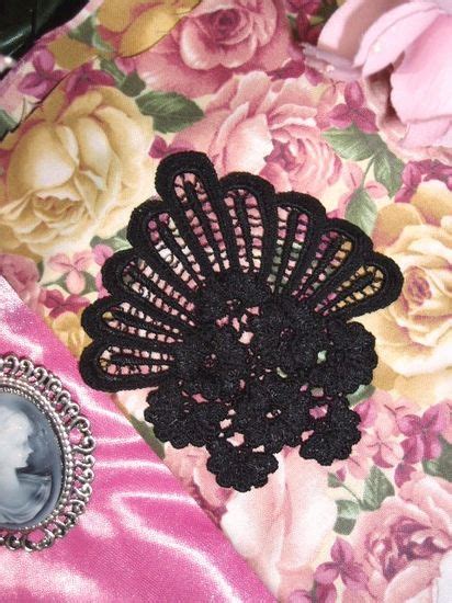 Black Venice Victorian Lace Floral Applique