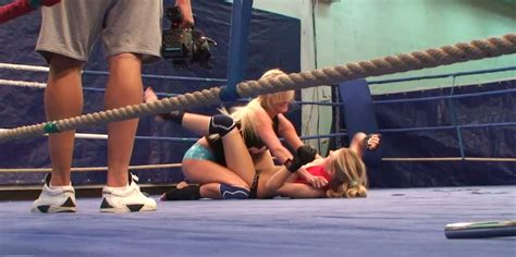 Pussy Craving Hooker Michelle Moist Has A Nude Fight With Her Bitch