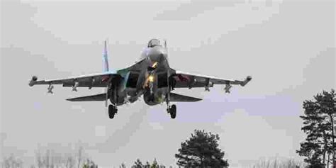 Le Su 35s Lavion De Chasse Russe Qui Domine Le Ciel Ukrainien