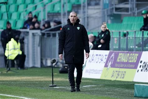 Asse Une Recrue De Saint Etienne Absente Du Groupe Contre Pau Foot