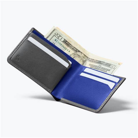 The 5 Best Wallets For Men In 2021