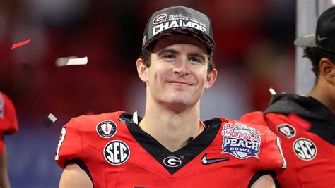 Georgia Qb Heisman Finalist Stetson Bennett Arrested In Texas For