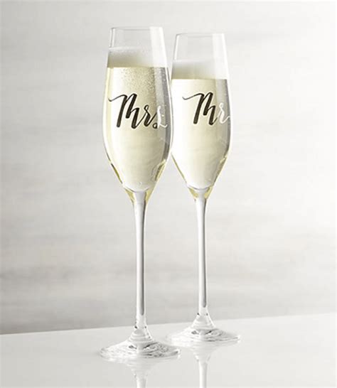 Detil Produk Mr And Mrs Champagne Flutes