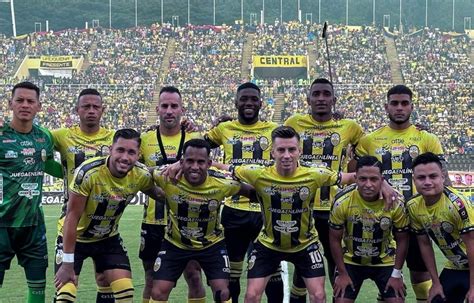 Deportivo Táchira venció a Caracas y se coronó campeón de la liga