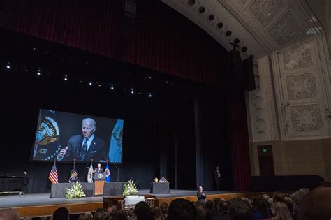 Joe Biden Eulogizes Former Vp Walter Mondale