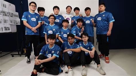 Fluffy Resmi Gabung Ini Roster Evos Legends Mpl Id S One Esports