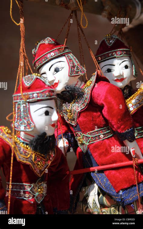 Burmese Puppets Hi Res Stock Photography And Images Alamy