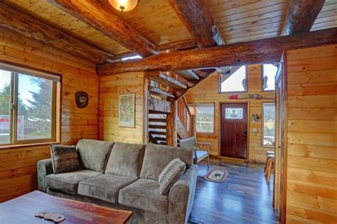 Gorgeous Lake View Cabin House - Life Tiny House